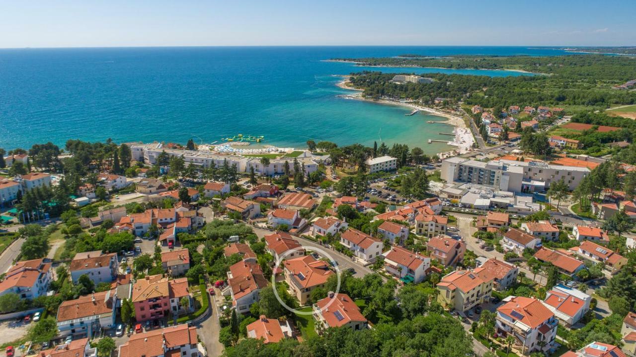 Apartments Villa Ana Poreč Exterior foto